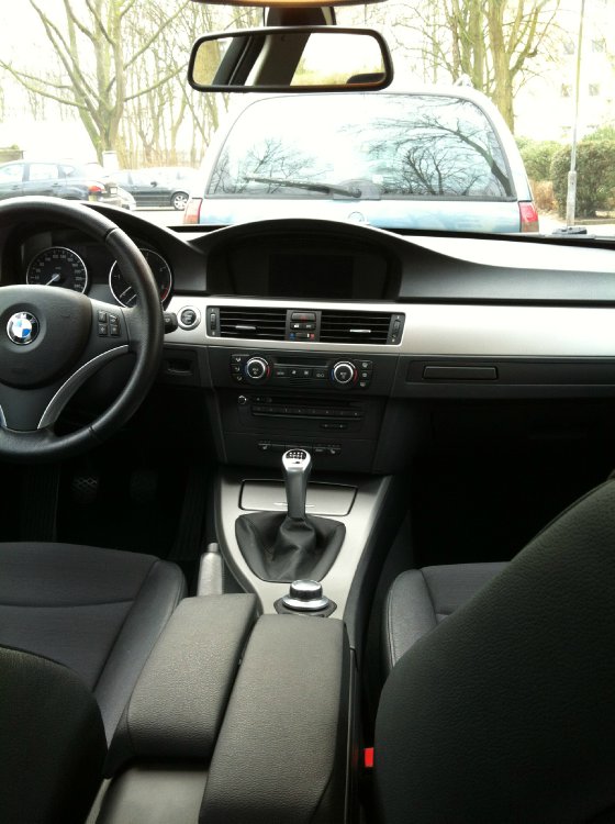 BMW E90 320d - 3er BMW - E90 / E91 / E92 / E93