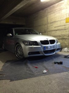 BMW E90 320d - 3er BMW - E90 / E91 / E92 / E93