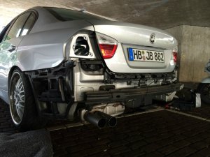 BMW E90 320d - 3er BMW - E90 / E91 / E92 / E93