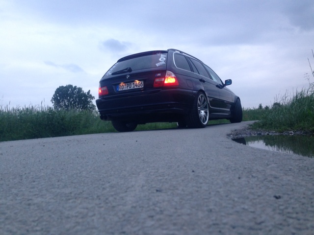 E46 328 i - 3er BMW - E46