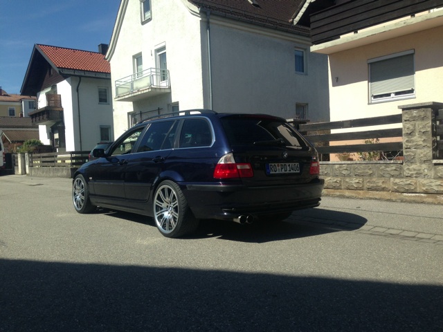 E46 328 i - 3er BMW - E46