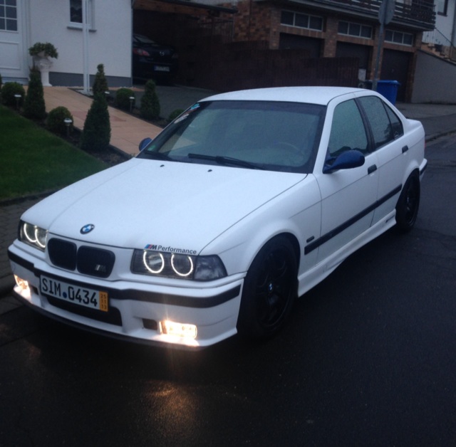 Bmw E36 323i Limousine - 3er BMW - E36