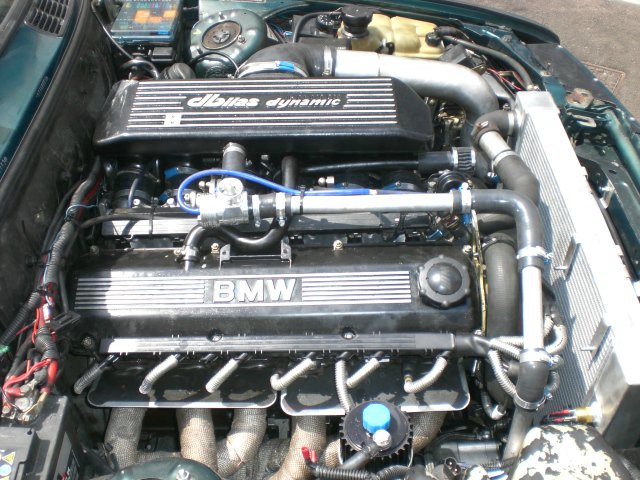 E30 Cabrio 327i Kompressor - 3er BMW - E30