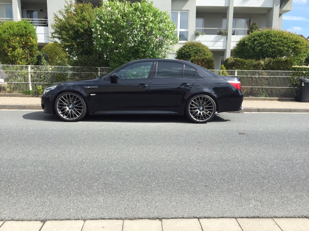 BMW M5 - 5er BMW - E60 / E61