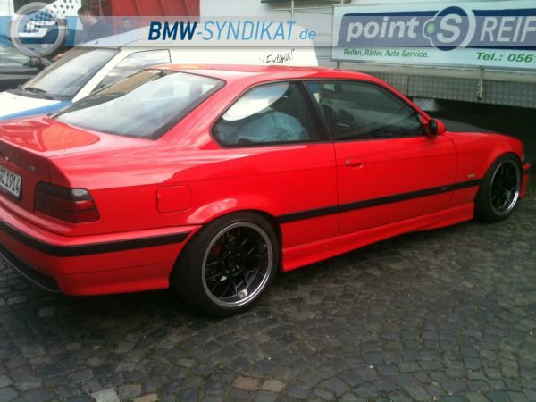 E36 Coupe Rot - 3er BMW - E36