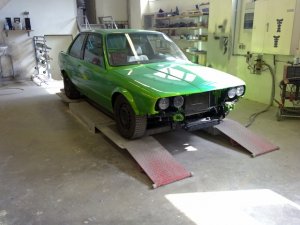 Laubfrosch - 3er BMW - E30 Laubfrosch - 3er BMW - E30