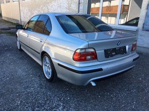 Erster Begleiter - 530D M-Paket - 5er BMW - E39 Erster Begleiter - 530D M-Paket - 5er BMW - E39