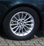 BMW Styling 48 Felge in 7x16 ET 20 mit Nokian Reifen  Reifen in 225/55/16 montiert hinten Hier auf einem 5er BMW E39 525i (Limousine) Details zum Fahrzeug / Besitzer