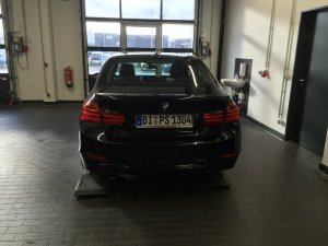 BMW F30 Schwarz/Rot - 3er BMW - F30 / F31 / F34 / F80