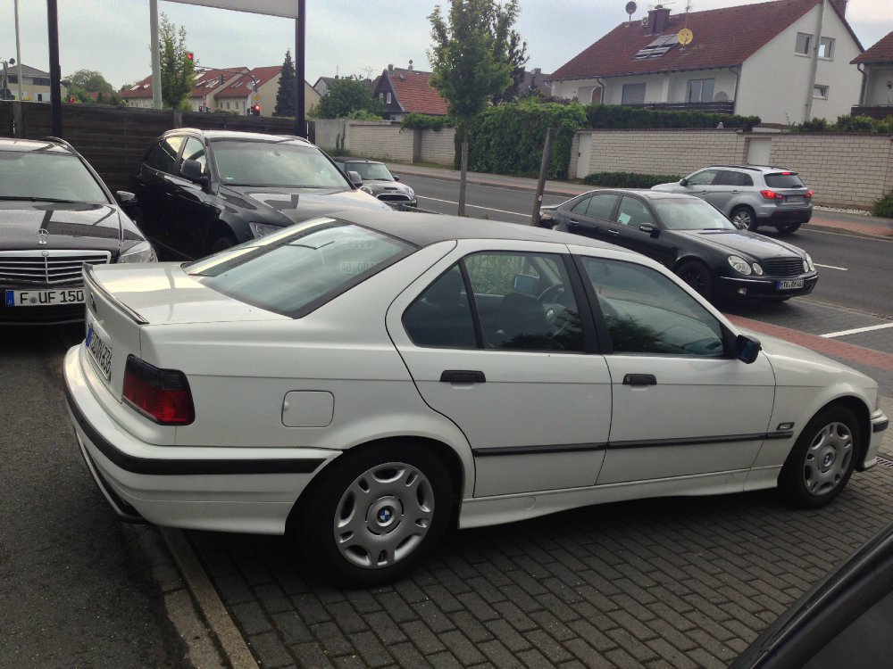 white.stanced.twen'yeight.sedan - 3er BMW - E36