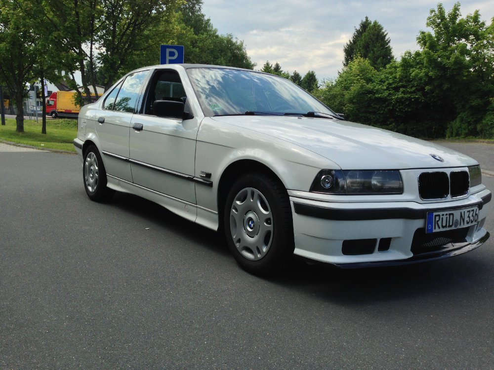 white.stanced.twen'yeight.sedan - 3er BMW - E36