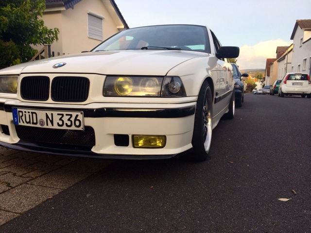 white.stanced.twen'yeight.sedan - 3er BMW - E36