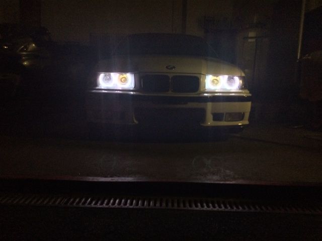 white.stanced.twen'yeight.sedan - 3er BMW - E36