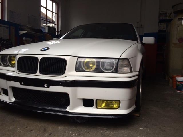 white.stanced.twen'yeight.sedan - 3er BMW - E36