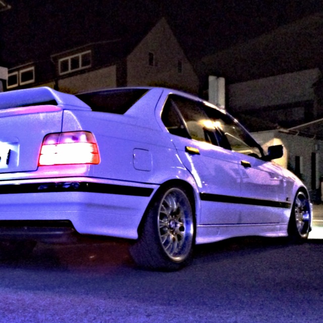 white.stanced.twen'yeight.sedan - 3er BMW - E36