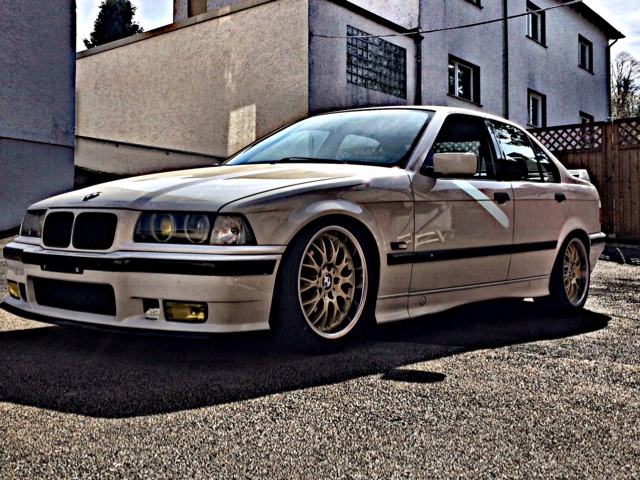 white.stanced.twen'yeight.sedan - 3er BMW - E36