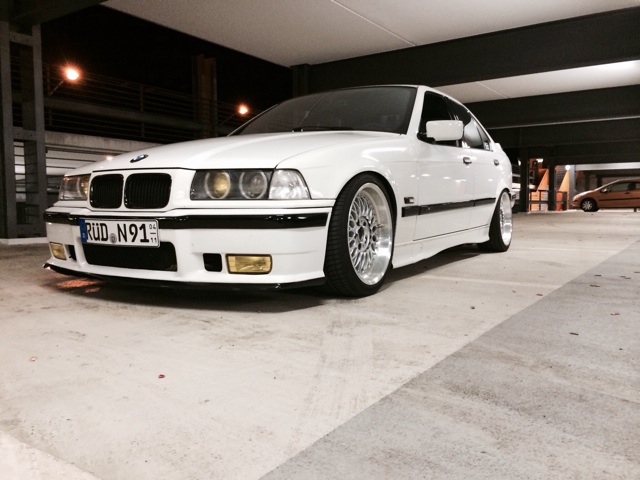 white.stanced.twen'yeight.sedan - 3er BMW - E36