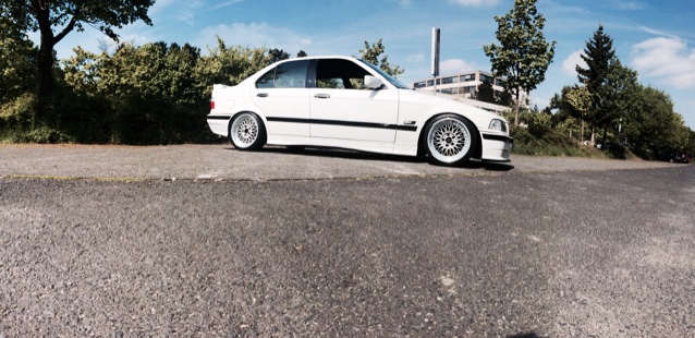 white.stanced.twen'yeight.sedan - 3er BMW - E36