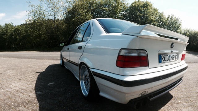 white.stanced.twen'yeight.sedan - 3er BMW - E36