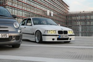 white.stanced.twen'yeight.sedan - 3er BMW - E36