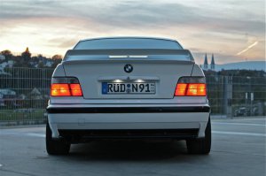 white.stanced.twen'yeight.sedan - 3er BMW - E36