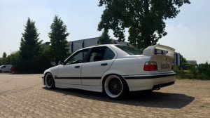 white.stanced.twen'yeight.sedan - 3er BMW - E36 white.stanced.twen'yeight.sedan - 3er BMW - E36