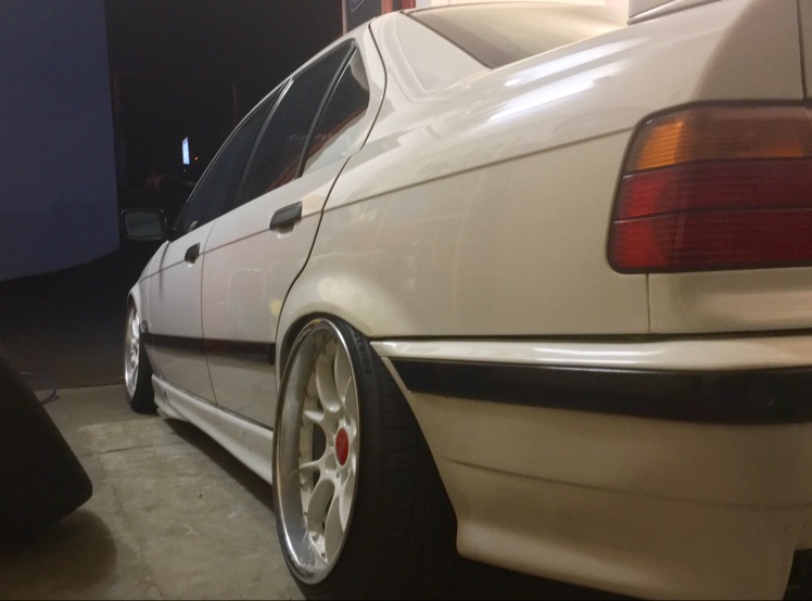 white.stanced.twen'yeight.sedan - 3er BMW - E36