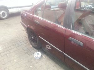 E36 318i Limousine - 3er BMW - E36 E36 318i Limousine - 3er BMW - E36