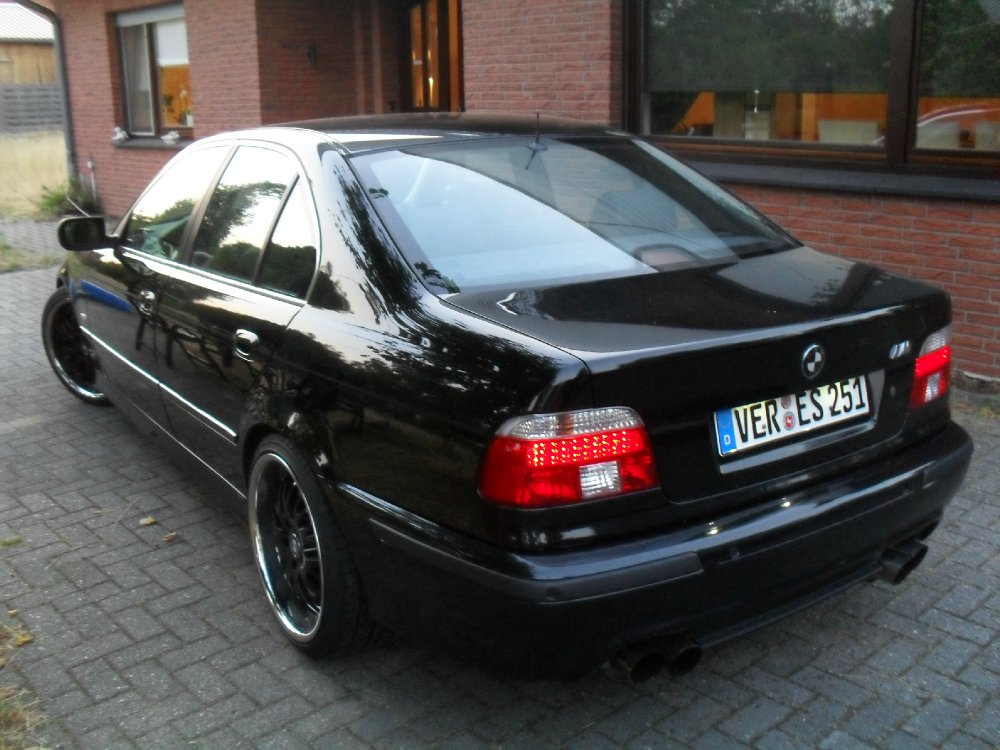 535i M-Paket Schwarz - 5er BMW - E39