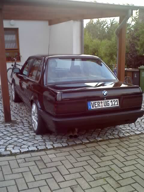 E30 - schwarz & Oldschool - 3er BMW - E30