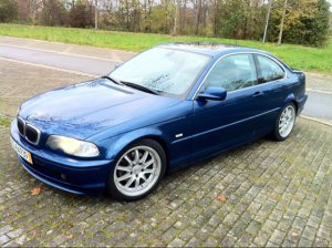 E46 328 Coupe (Topasblau Metallic) - 3er BMW - E46