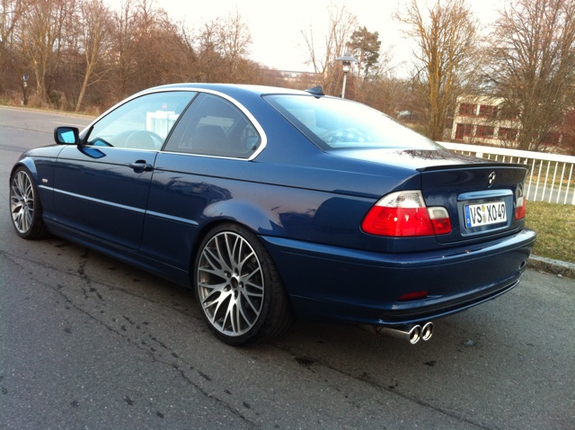 E46 328 Coupe (Topasblau Metallic) - 3er BMW - E46