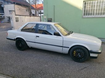 e30 328i - 3er BMW - E30