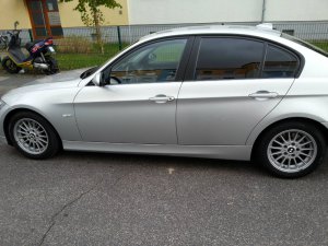 E90 320i - 3er BMW - E90 / E91 / E92 / E93 E90 320i - 3er BMW - E90 / E91 / E92 / E93