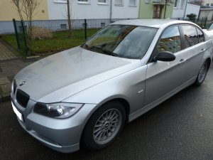 E90 320i - 3er BMW - E90 / E91 / E92 / E93 E90 320i - 3er BMW - E90 / E91 / E92 / E93
