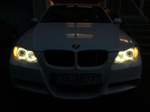 Belka 320d - 3er BMW - E90 / E91 / E92 / E93 Belka 320d - 3er BMW - E90 / E91 / E92 / E93