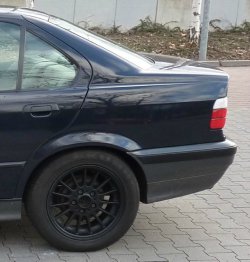 BMW Styling 32 Felge in 7x16 ET 34 mit kumho ECSTA SPT Reifen in 205/50/16 montiert hinten Hier auf einem 3er BMW E36 316i (Limousine) Details zum Fahrzeug / Besitzer