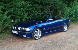 E36, 320i Cabrio avusblau - 3er BMW - E36