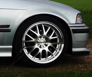 ASA Felgen AR1 Felge in 8x18 ET 35 mit Falken  Reifen in 225/40/18 montiert vorn Hier auf einem 3er BMW E36 323i (Limousine) Details zum Fahrzeug / Besitzer