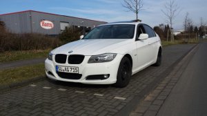 E90 LCI 320i alpinweiss III - 3er BMW - E90 / E91 / E92 / E93