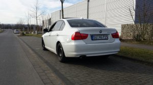 E90 LCI 320i alpinweiss III - 3er BMW - E90 / E91 / E92 / E93 E90 LCI 320i alpinweiss III - 3er BMW - E90 / E91 / E92 / E93
