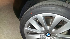 BMW Doppelspeiche Styling 253 Felge in 8.5x20 ET 25 mit Yokohama Advan Sport Reifen in 245/40/20 montiert vorn Hier auf einem 7er BMW F01 730d (Limousine) Details zum Fahrzeug / Besitzer