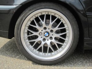 BMW Styling 42 Felge in 9x18 ET 24 mit Michelin Pilot Sport 3 Reifen in 265/35/18 montiert hinten Hier auf einem 5er BMW E39 530i (Limousine) Details zum Fahrzeug / Besitzer