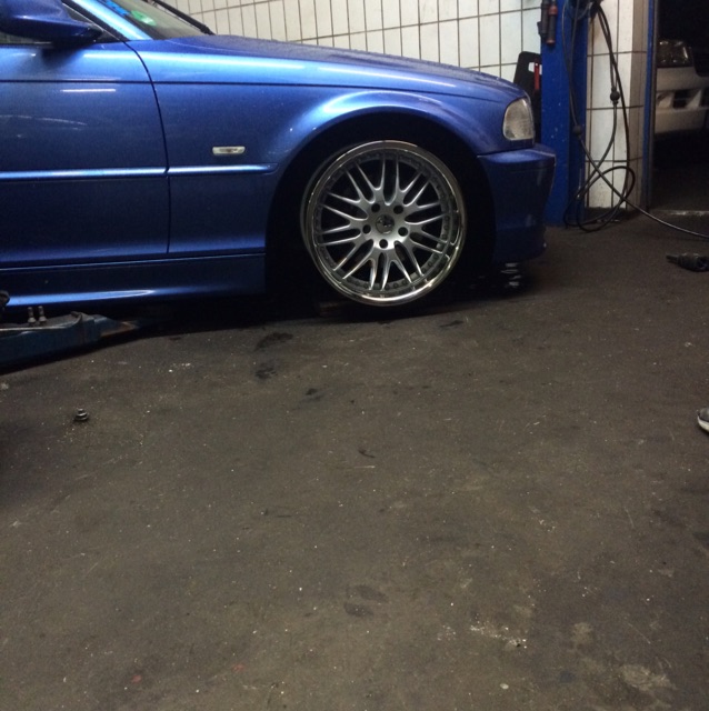 320ci Estorillblau Metallic M-II - 3er BMW - E46