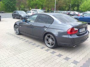 BMW Performance Felge in 9x19 ET 30 mit Fulda  Reifen in 255/30/19 montiert hinten Hier auf einem 3er BMW E90 320d (Limousine) Details zum Fahrzeug / Besitzer