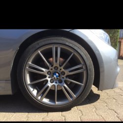 BMW M193 Sternspeiche Felge in 8x18 ET 34 mit Michelin Pilot Sport ZP Reifen in 225/40/18 montiert vorn mit 10 mm Spurplatten Hier auf einem 3er BMW E90 320d (Limousine) Details zum Fahrzeug / Besitzer