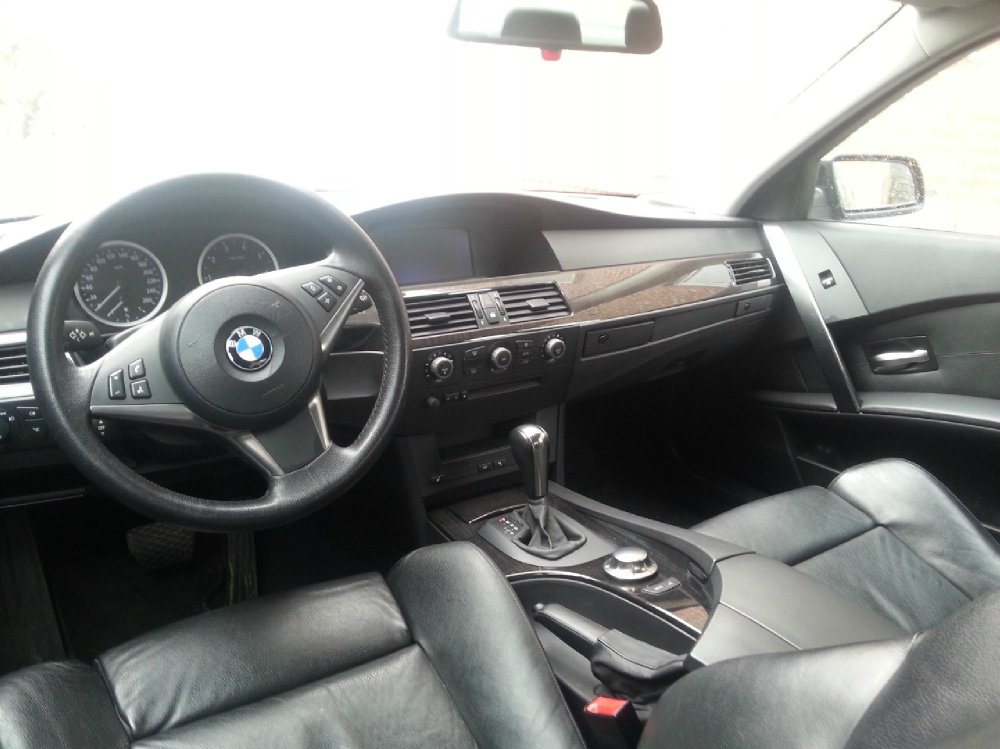 dezent bleibt er auch... 545i - 5er BMW - E60 / E61