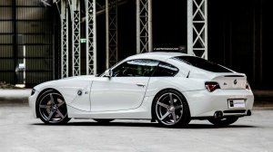 Emmi aus Perchtoldsdorf - BMW Z1, Z3, Z4, Z8 Emmi aus Perchtoldsdorf - BMW Z1, Z3, Z4, Z8