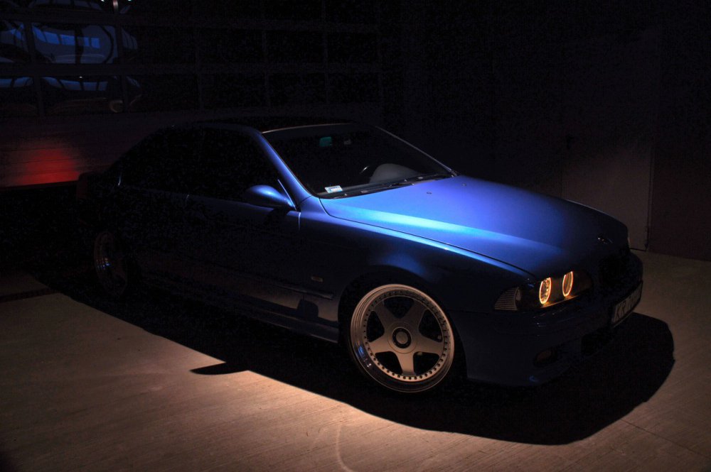 BMW E39 525i - MONTECARLO BLUE - 5er BMW - E39