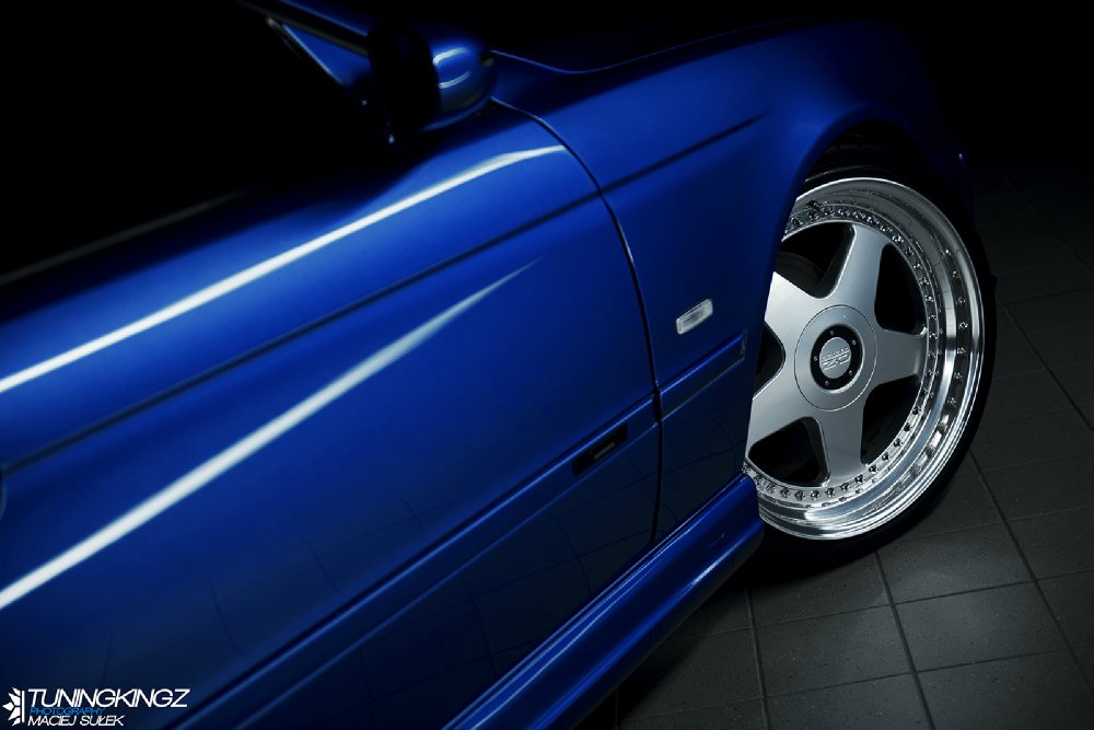 BMW E39 525i - MONTECARLO BLUE - 5er BMW - E39